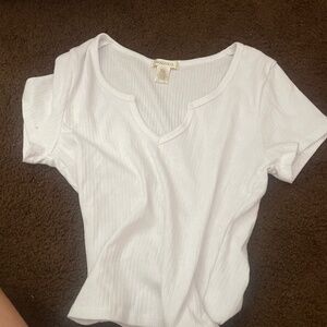 white shorts sleeve